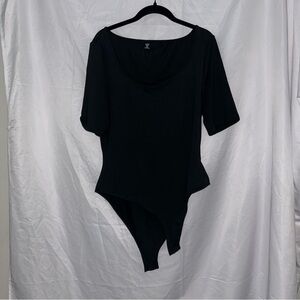 SHEIN Body Suit Scoop Neck Short Sleeve Bodysuit Plus Size Curve Top